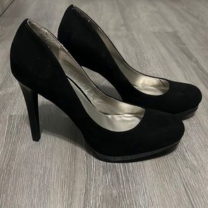 a.n.a. Black Heel